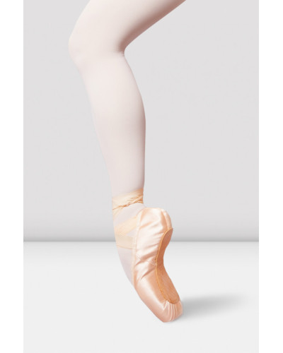 BALANCE LISSE ENHANCE ARCH ES0162LA pointe shoes by Bloch | UniversoDanza