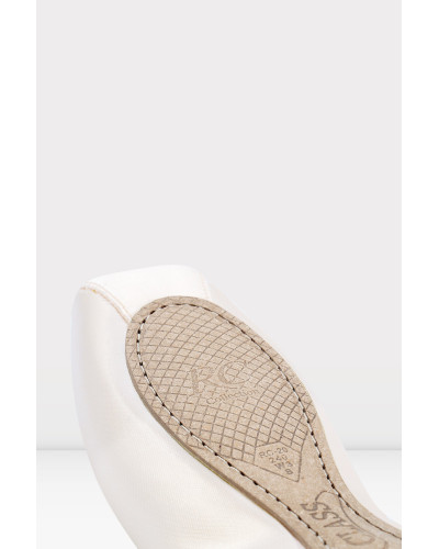 RC-34 R-Class Pointe Shoes | UniversoDanza